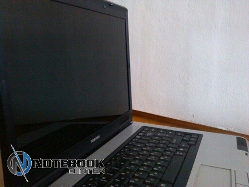   Toshiba Satellite L40-17U