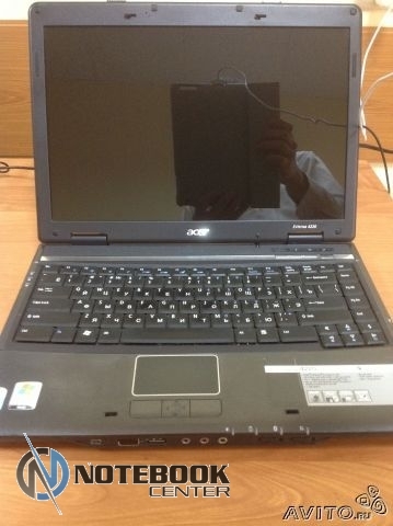 Acer extensa 4220