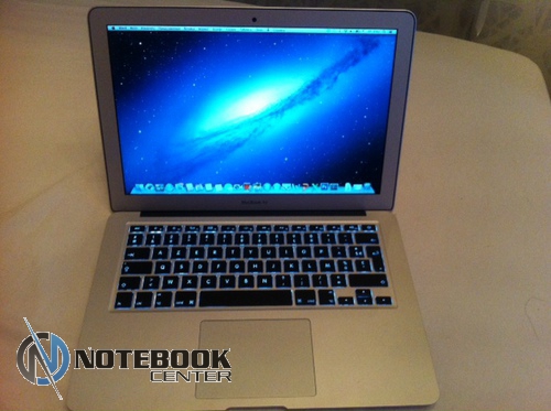 Mac Book AIR Core i5 1.3 , 4 , 256  Flash