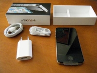 Apple Iphone 4 32gB Unlocked, Nokia N8