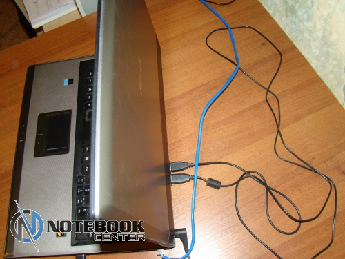   ASUS F7Z RM70