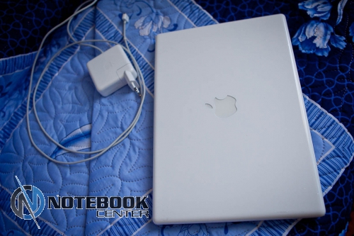   Apple MacBook 4.1 white.  ! [msk]