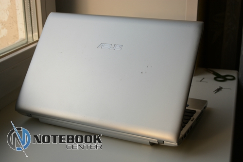  Asus 1225B (AMD 1.6 2 , 4 , 11.6 HD)