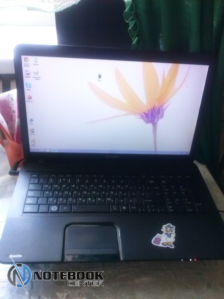   Toshiba SATELLITE C870-D7K