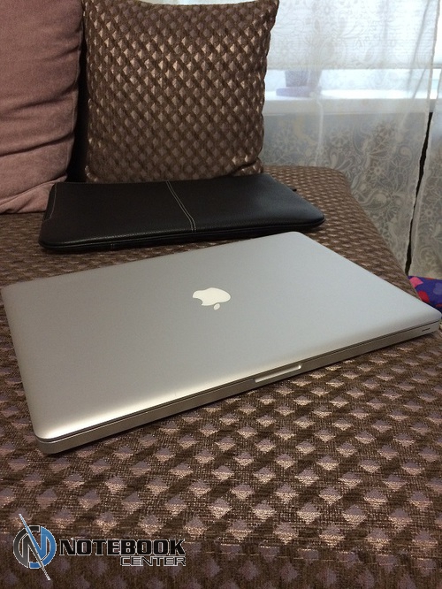 MacBook Pro 17 2010 core i5 2.53, 500 gb ssd