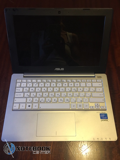   Asus X201E  