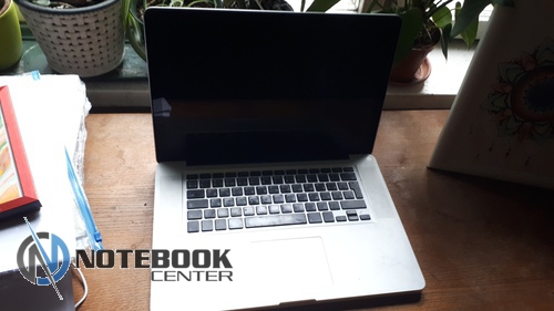 MacBook Pro 15 core i7 + ssd  +  16 