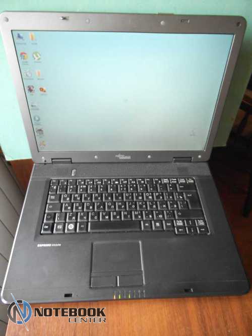  Fujitsu-Siemens Esprimo Mobile V5505 i3/2/150